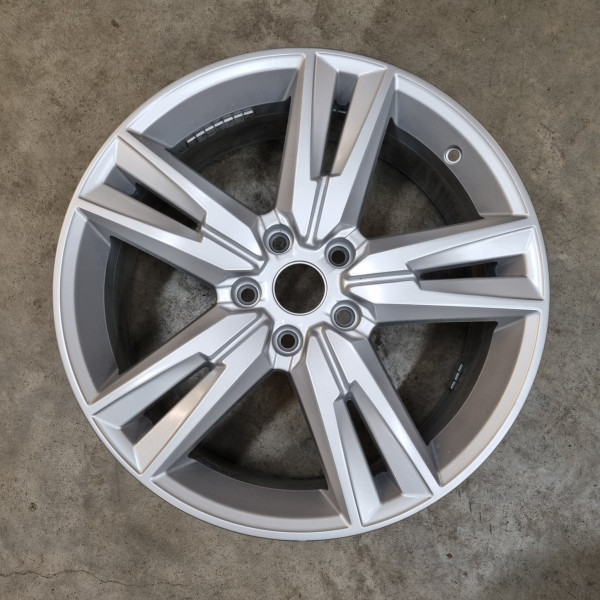 5x112 R18 7.0J ET45 57