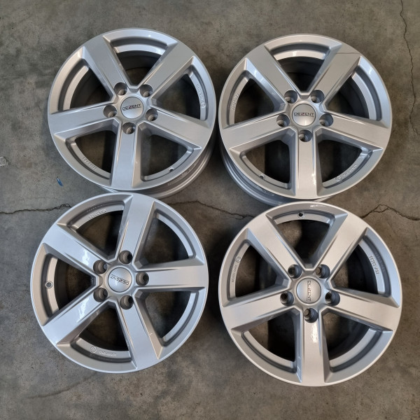 5x114.3 R16 6.5J ET40 67.1 silver Dezent TU