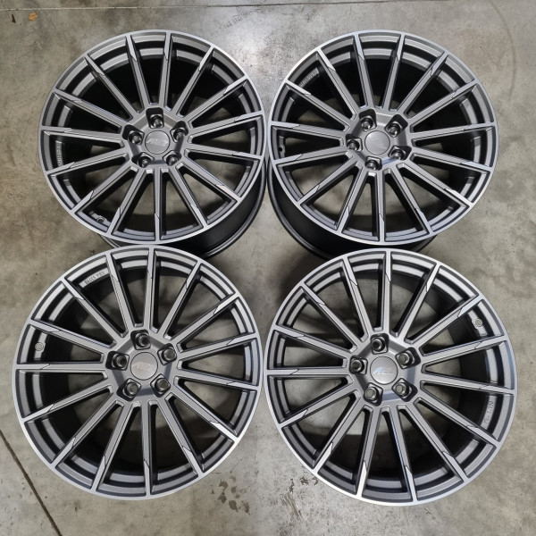 5x112 R19 9.5J ET 44 70.1 AEZ ATLANTA Titan