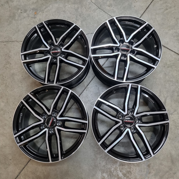 5x114.3 R18 8.5J ET40 64.1 black/polished DEZENT TR dark