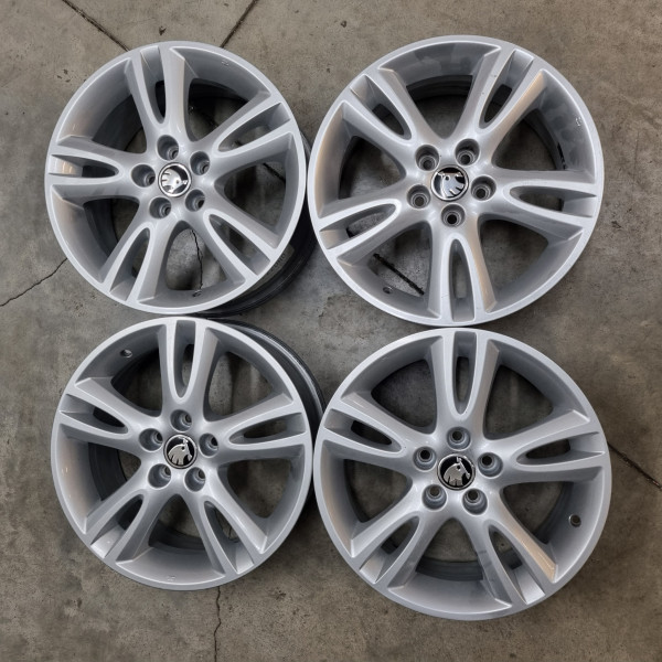 5x100 R16 6.5J ET43 57.1 ZVAR