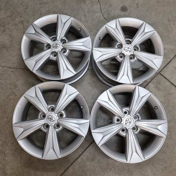 5x114.3 R17 6.5J ET45 60