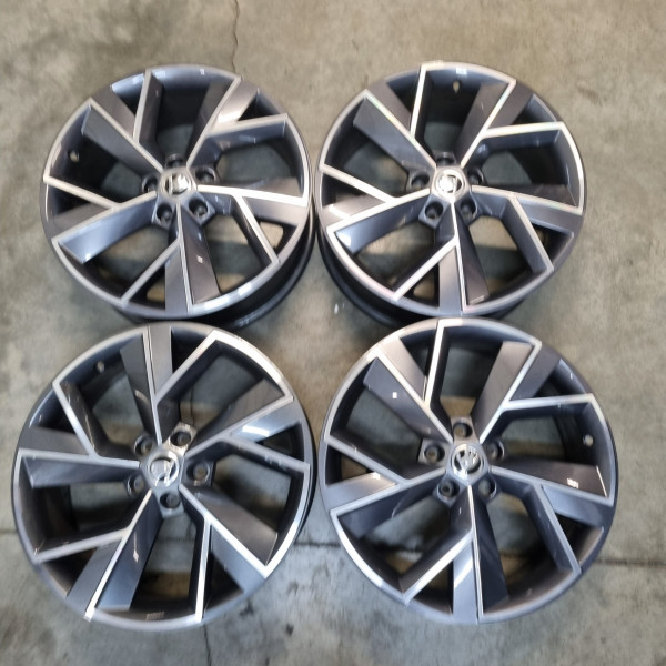 5x112 R19 7.0J ET43 57.1