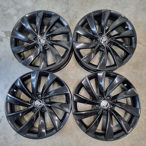 5x112 R18 8.0J ET44 57.1