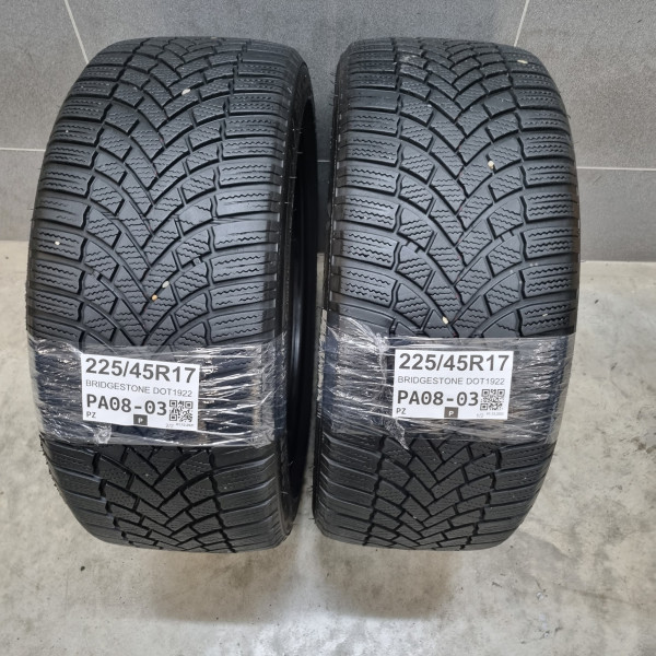 225/45R17 BRIDGESTONE DOT1922