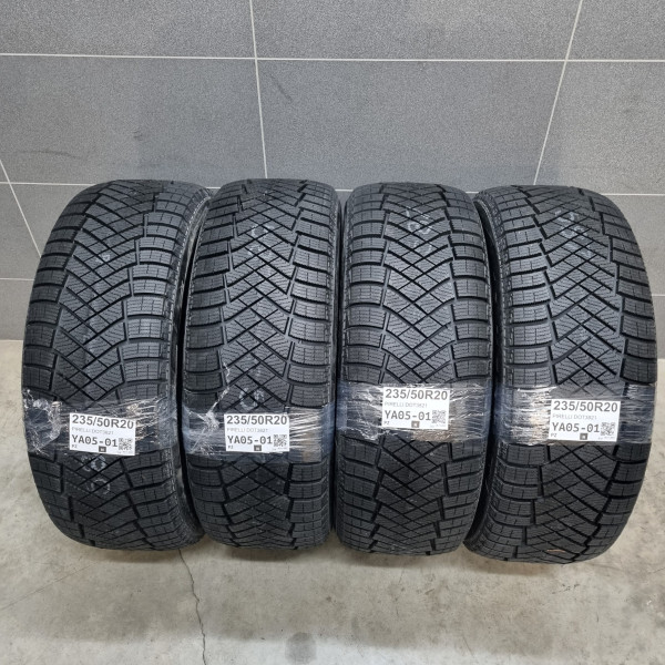 235/50R20 PIRELLI DOT3821