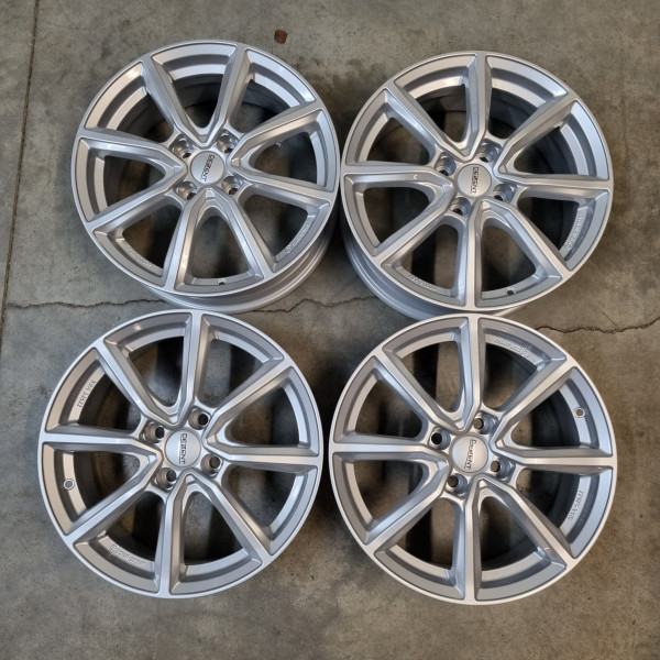 4x100 R15 6.0J ET46 54.1 silver Dezent TN
