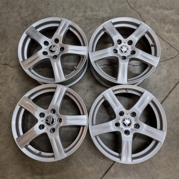 5x112 R16 6.5J ET45 70.1