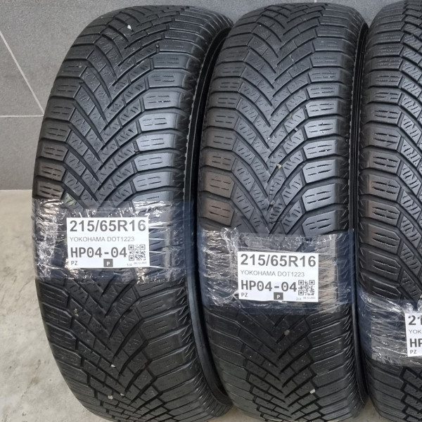 215/65R16 YOKOHAMA DOT1223