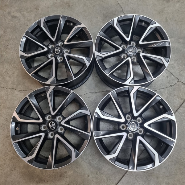 5x114.3 R18 8.0J ET40 60 Toyota