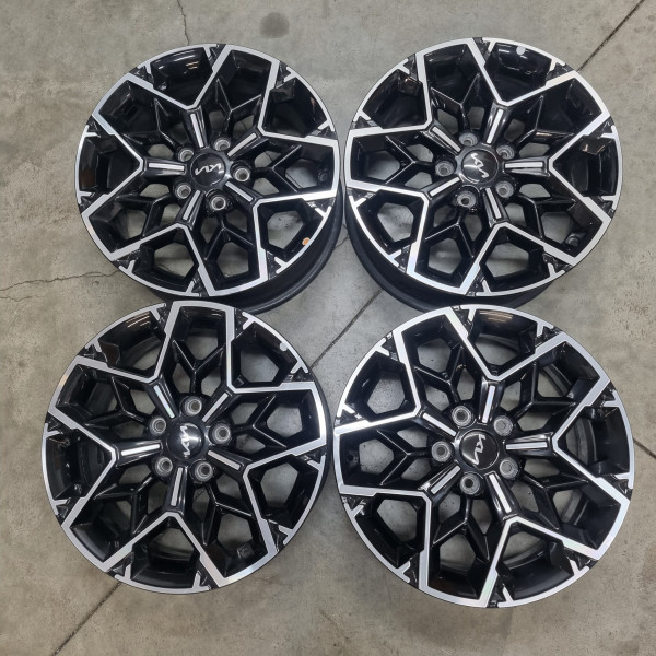 5x114.3 R17 7.0J ET53 67.1 Kia Ceed GT-Line