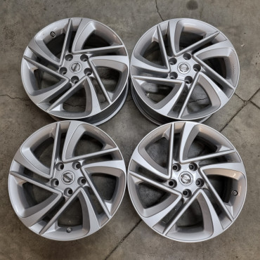 5x114.3 R17 7.0J ET40 67