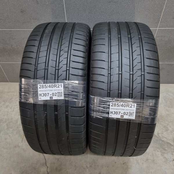 285/40R21 BRIDGESTONE DOT4022