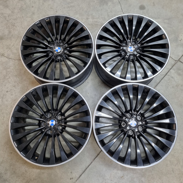 5x120 R20 9.0J-8.5J ET44-ET33 72.6