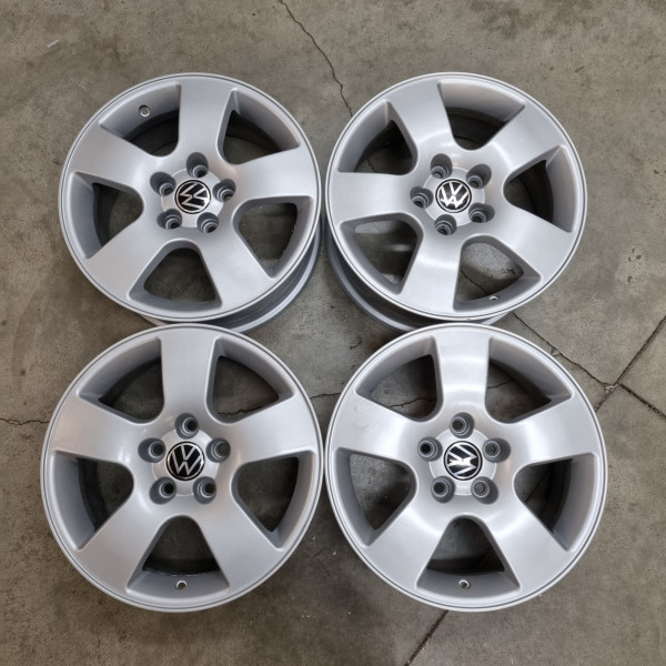 5x112 R16 7.0J ET35 57