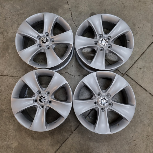 5x112 R16 7.0J ET45 57.1