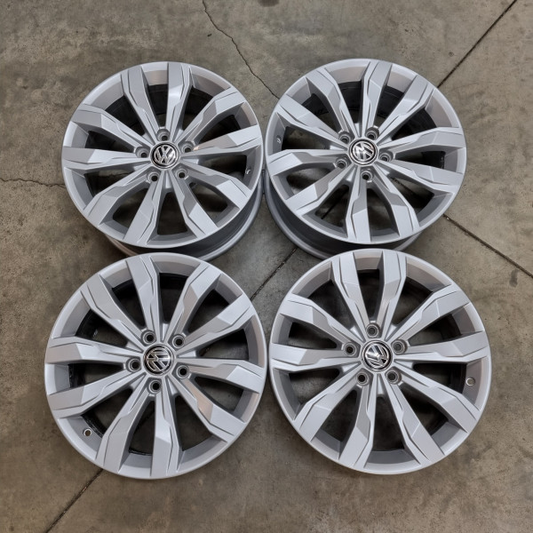 5x112 R17 7.0J ET45 57.1