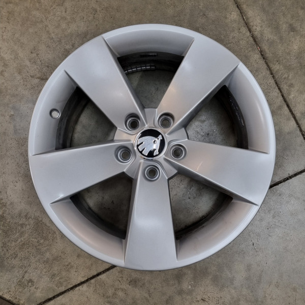 5x112 R17 7.0J ET45 57.1