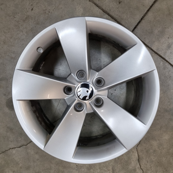 5x112 R17 7.0J ET45 57