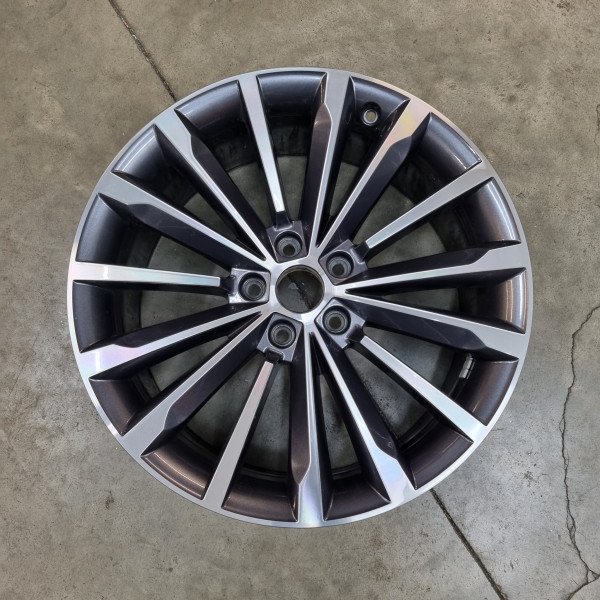 5x112 R19 8.0J ET44 57.1