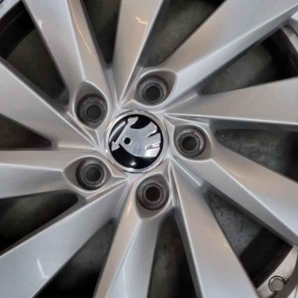 5x112 R17 7.0J ET46 57