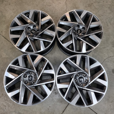 5x114.3 R20 8.5J ET54 67.1