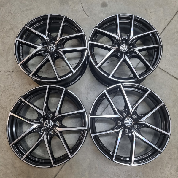 5x112 R19 8J ET49 57.1 Disk Dezent TO dark