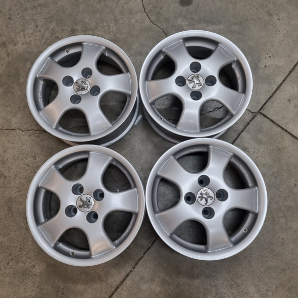 4x108 R15 6.0J ET28 70.1