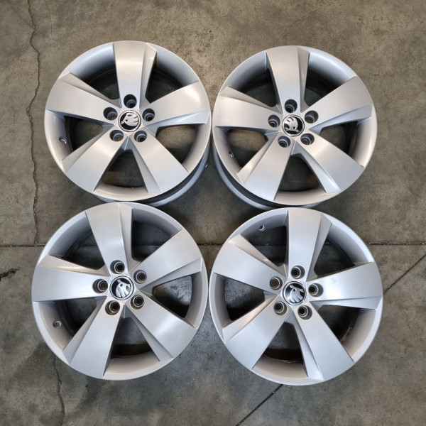 5x100 R15 6.0J ET38 57.1