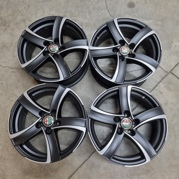 5x98 R16 7.0J ET40 72.6