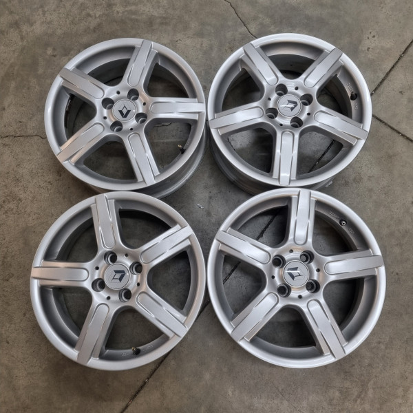 4x100 R16 6.0J ET40 60.1