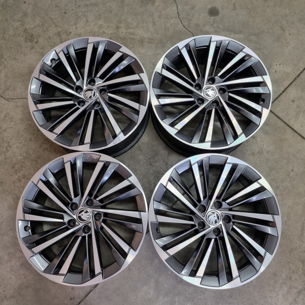 5x112 R19 8.0 ET44 57.1