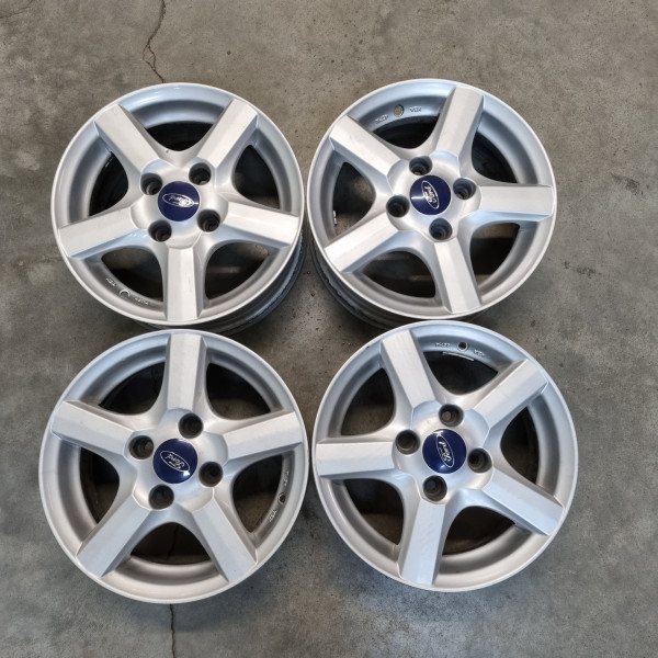 4x108 R14 6.0J ET38 70.1