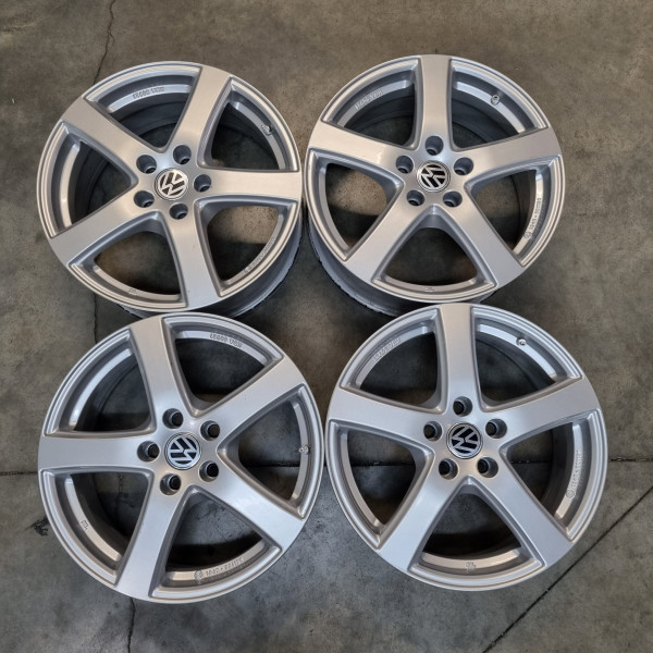 5x112 R17 7.0J ET45 57.1