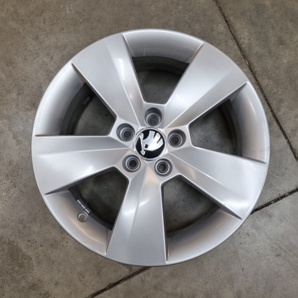 5x100 R16 6.0J ET38 57.1