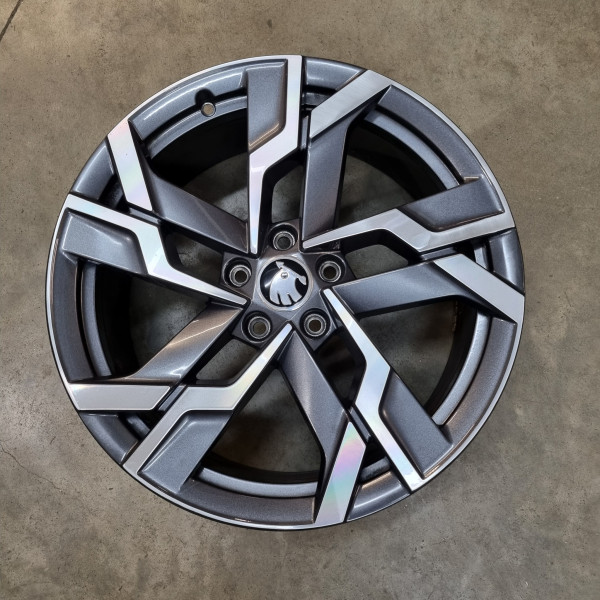 5x112 R19 8.0J ET45 57.1