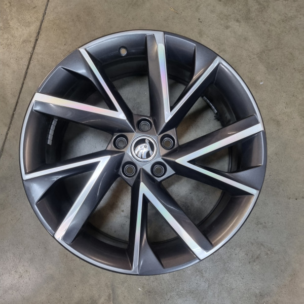 5x112 R19 8.0J ET44 57.1