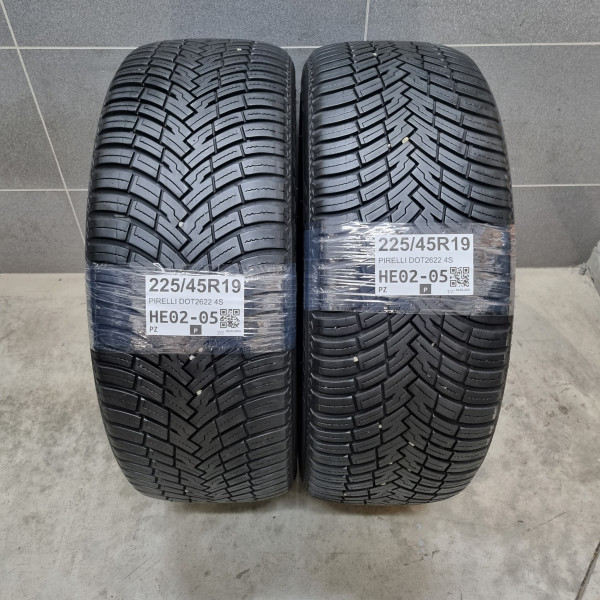 225/45R19 PIRELLI DOT2622 4S