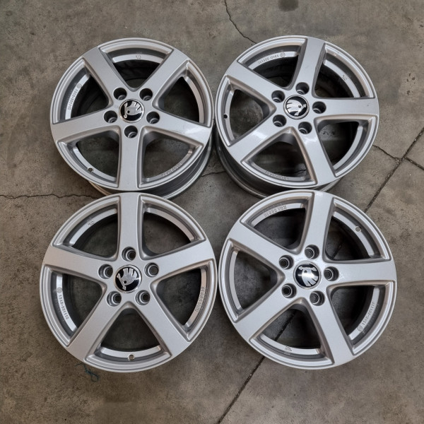 5x112 R15 6.0J ET43 57.1