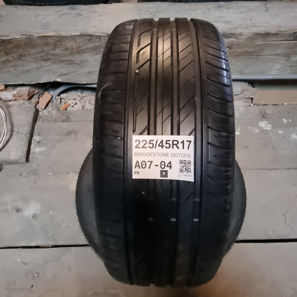 225/45R17 BRIDGESTONE DOT2218