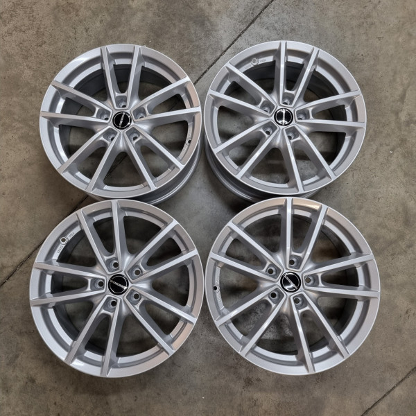 5x112 R17 7.5J ET44 66.6 Borbet W