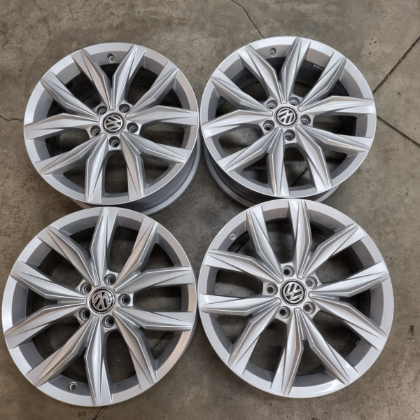 5x112 R18 7.0J ET43 57.1