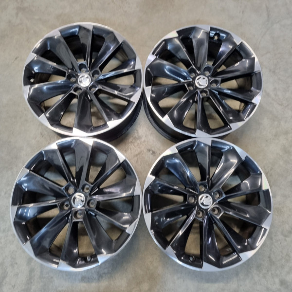 5x112 R19 8.0J ET44 57.1