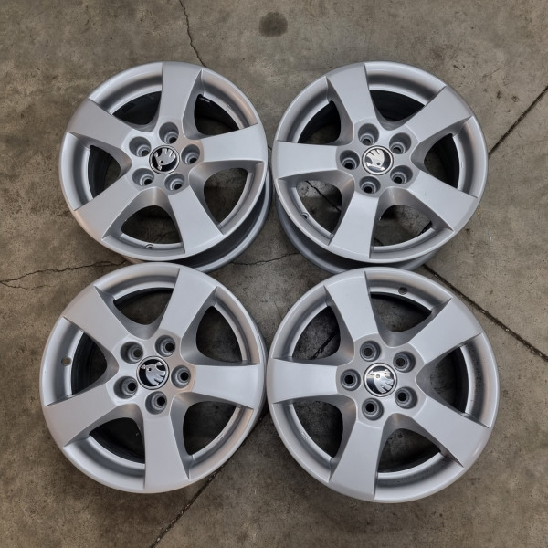 5x100 R14 6.0J ET43 57.1