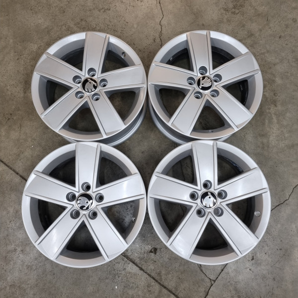 5x100 R15 6.0J ET38 57.1