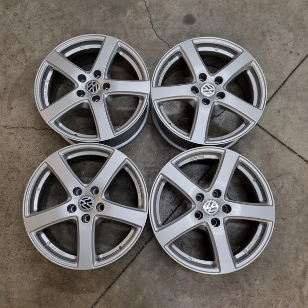 5x112 R17 7.0J ET40 57.1