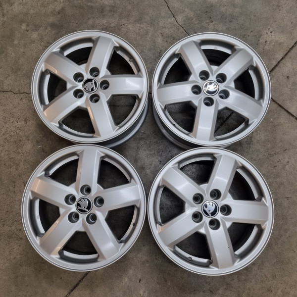 5x100 R15 6.0J ET38 57.1