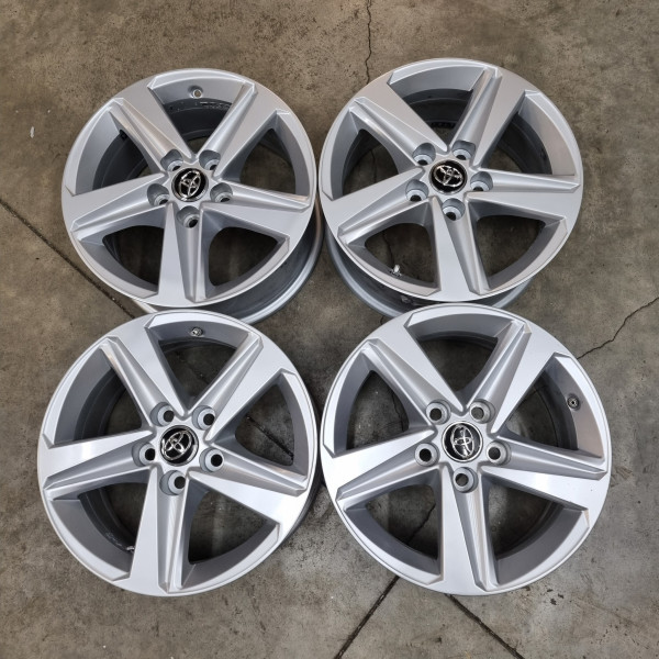 5x114.3 R16 7.0J ET40 60.1