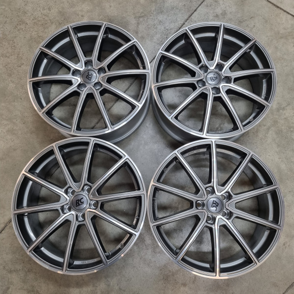 5x108 R19 7.5J ET42 65.1 Brock RC32 HGVP