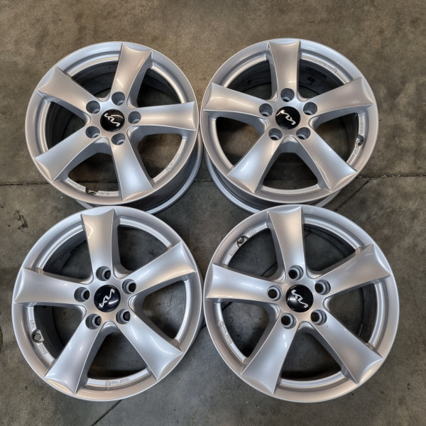 5x114.3 R16 6.5J ET50 66.1
